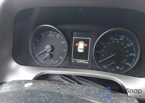 2018 Toyota Rav4 Le from USA, damaged, VIN JTMBFREV4JJ747628